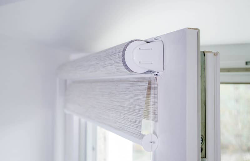 Doppelrollo Kleben mit Schnellmontageprofil von derSonnenschutz.de