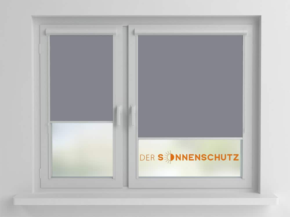 Kassettenrollo mit Führungsschienen innen am Fenster montiert