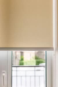 Kettenzug Rollo nach Maß günstig bei dersonnenschutz.de für innen kaufen