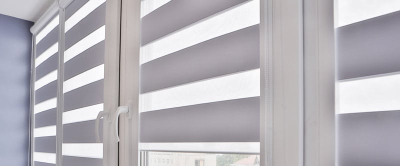 Licht einfach regulieren mit SunDeal Doppelrollos am Fenster innen.