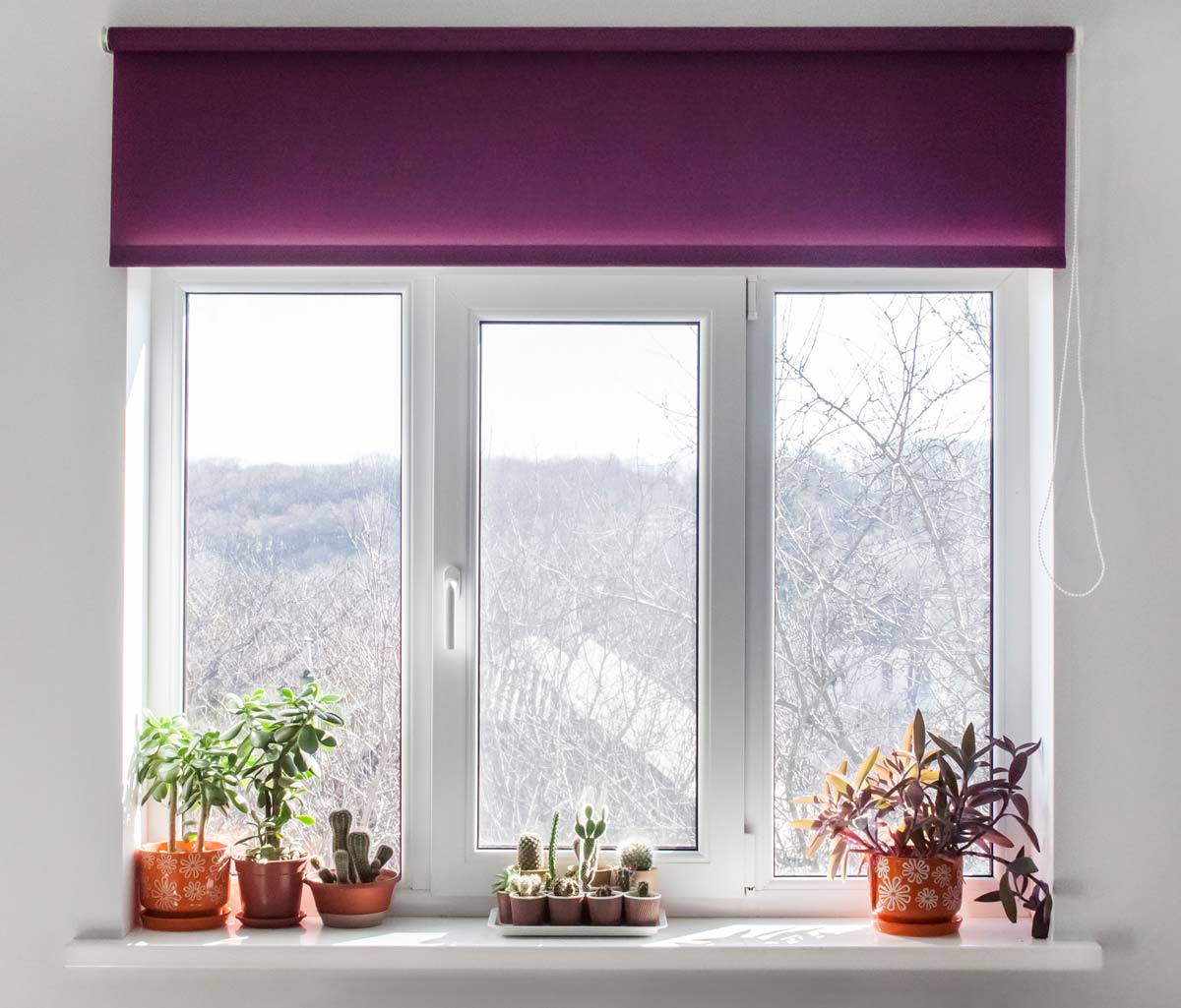 Verdunkelungsrollo auf Maß zur Wandmontage