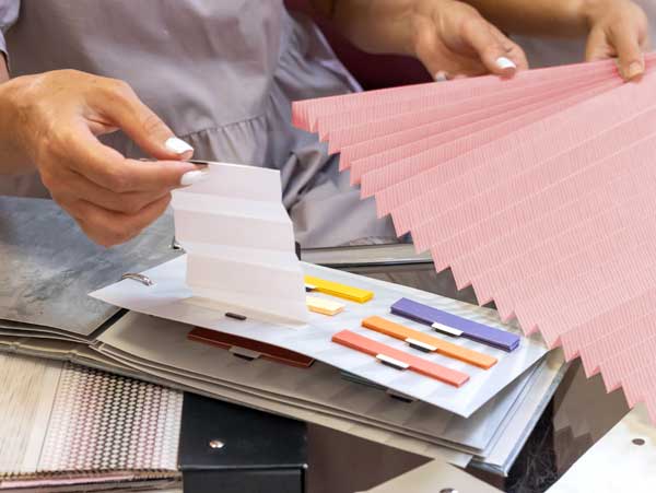 Wählen sie aus hunderten Plisseestoffen und Farben